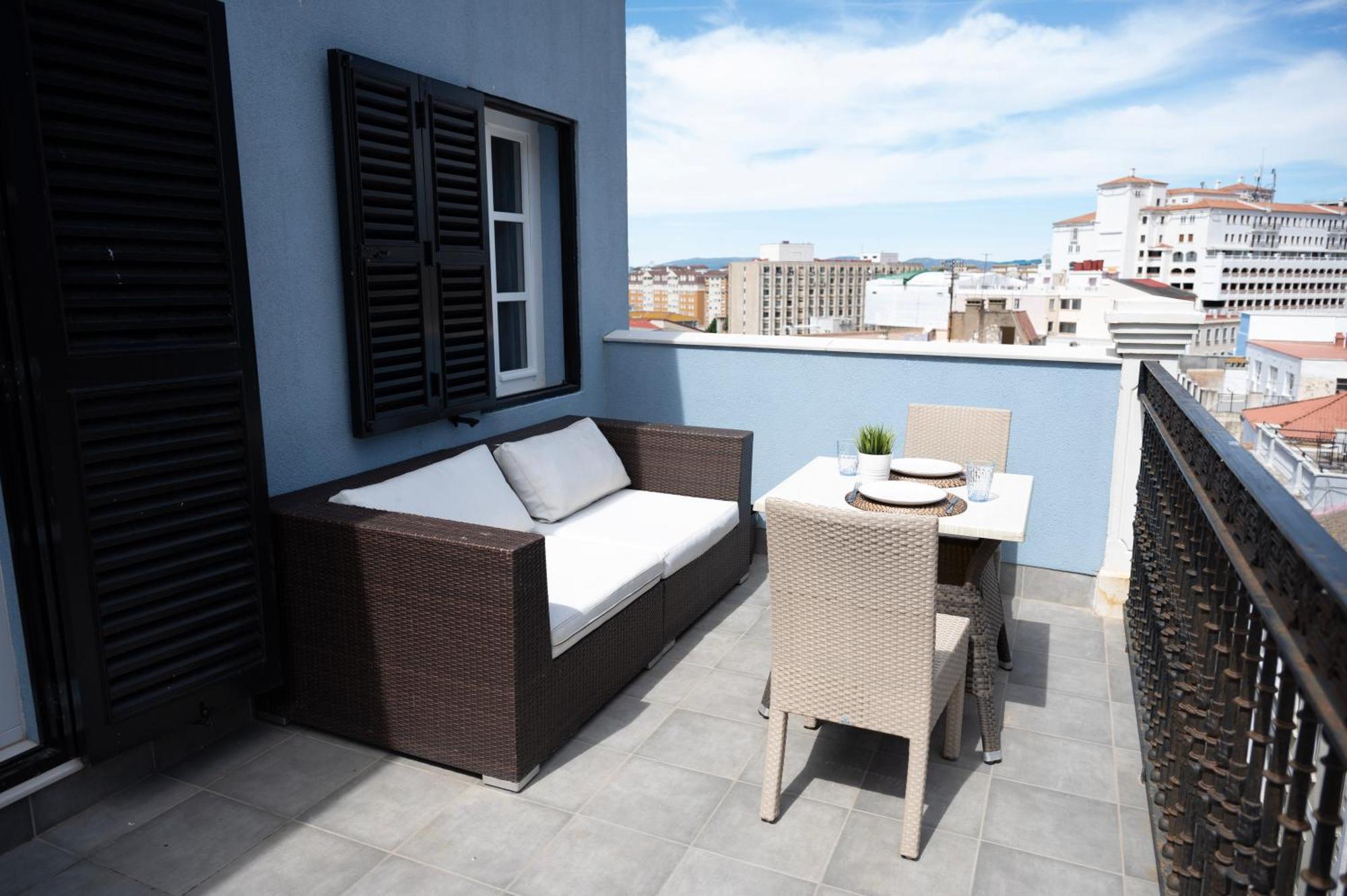 Master Penthouse Double Room Ensuite With Private Terrace - Grand Central House Gibraltár Kültér fotó